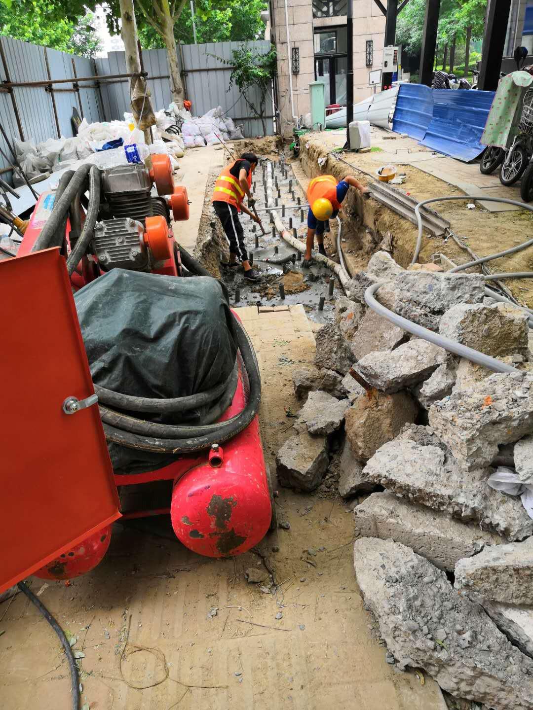 黄梅地基加固解决房子的地基下沉问题